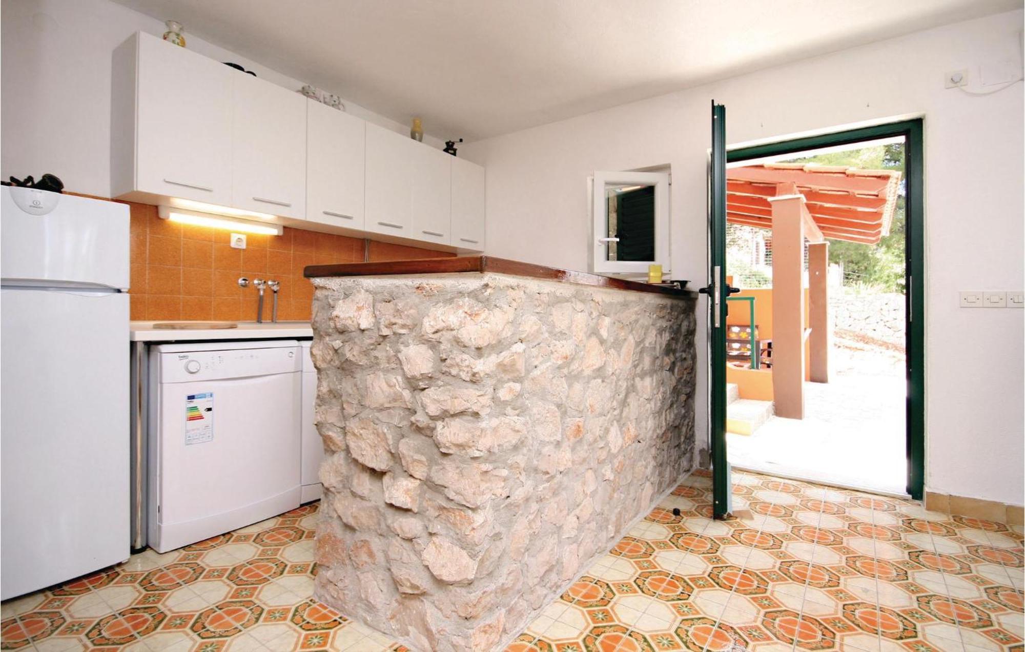 2 Bedroom Beautiful Home In Sparadici Grebastica Bagian luar foto